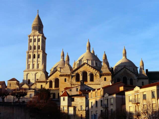 cathedrale-saint-front