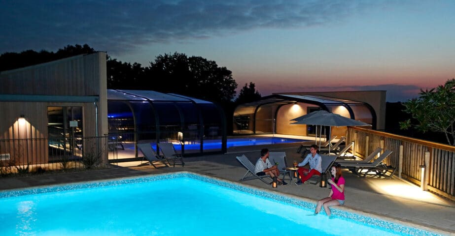 piscine-nocturne-dordogne-spa